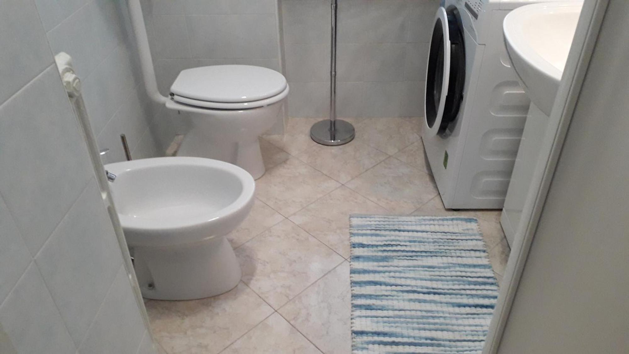 Alesa Apartament Верчелли Экстерьер фото