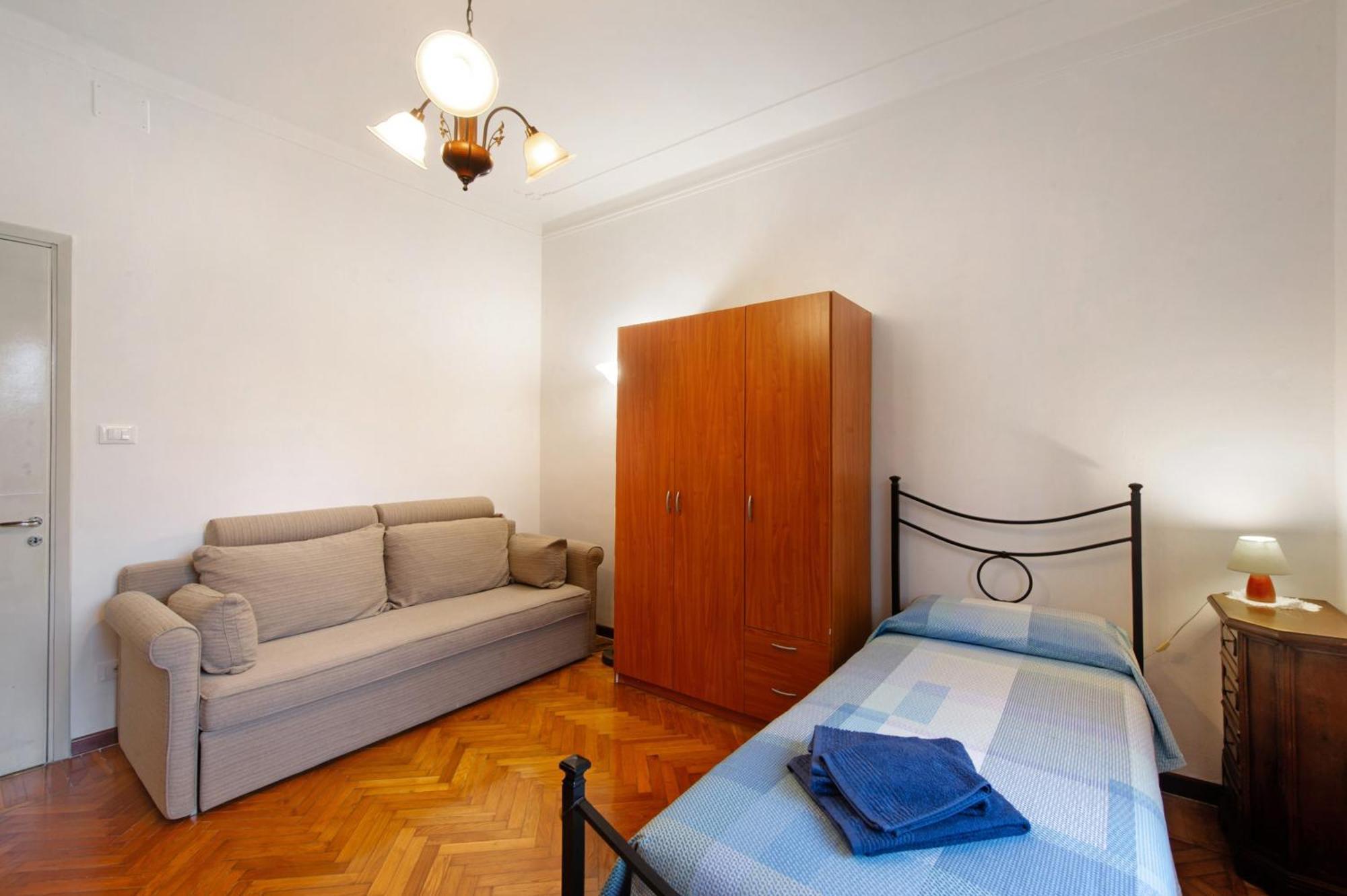 Alesa Apartament Верчелли Экстерьер фото