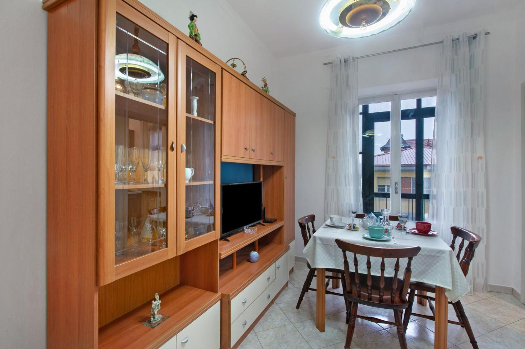 Alesa Apartament Верчелли Экстерьер фото